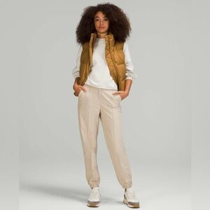 Lululemon Athletica Women's Warpstreme High Rise 7/8 Joggers Size 29